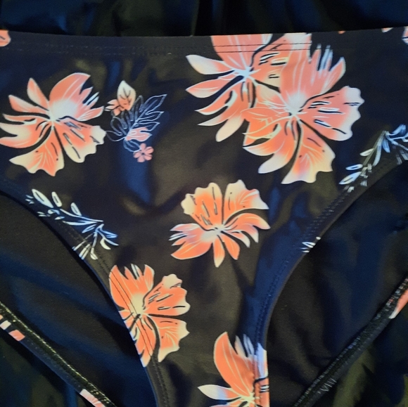 Pink Floral Tankini with Bikini Bottoms - Picture 2 of 9